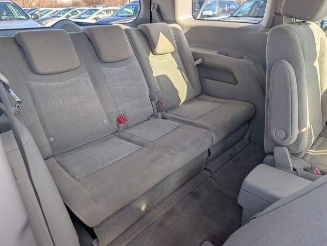 Used 2014 Nissan Quest SV image 20