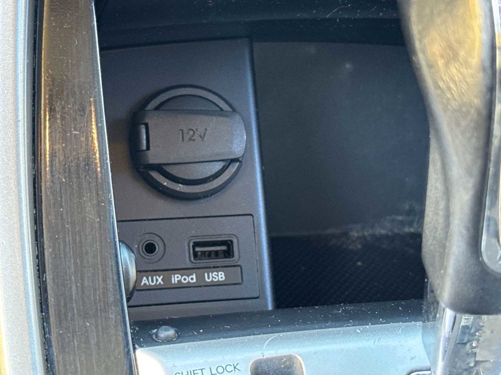 Used 2012 Hyundai Elantra Limited w/ Technology Pkg 5 image 23