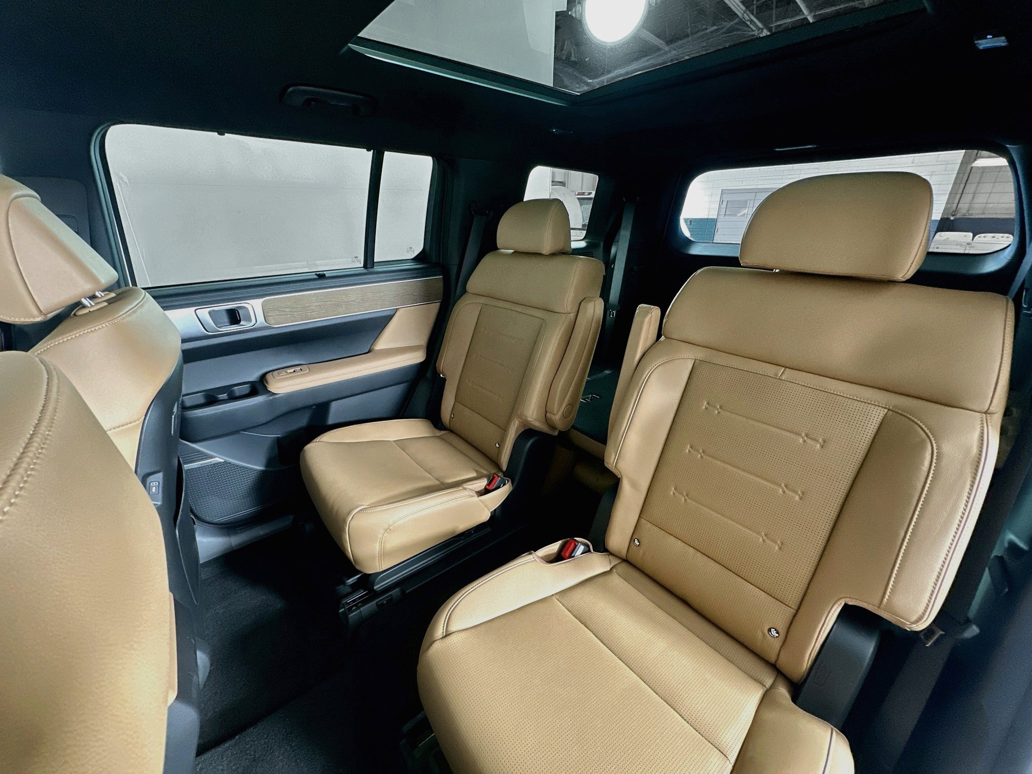 New 2027 Hyundai Santa Fe Limited AWD/4WD image 25