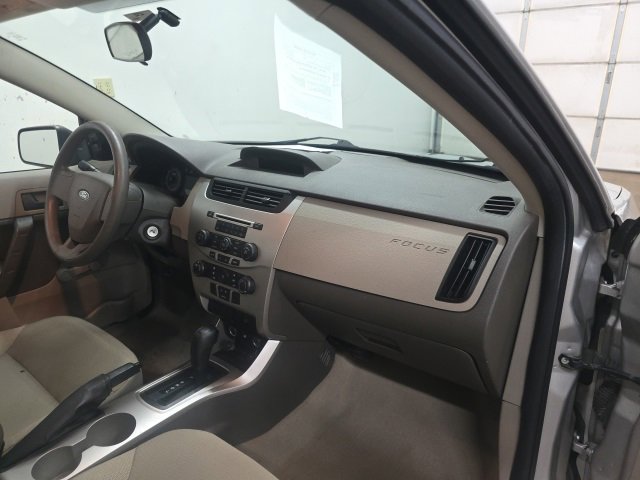Used 2009 Ford Focus S image 3