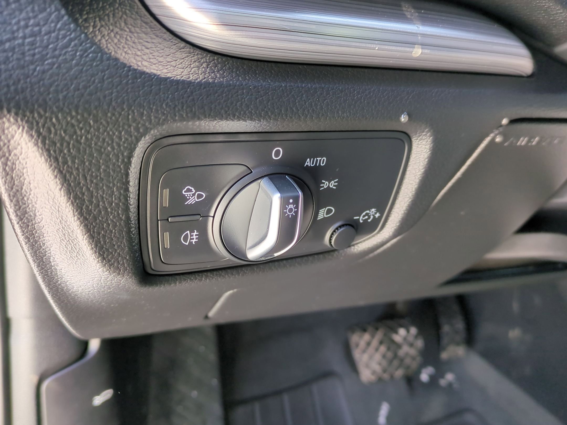 Used 2020 Audi A3 2.0T Premium Plus w/ Premium Plus Package image 16