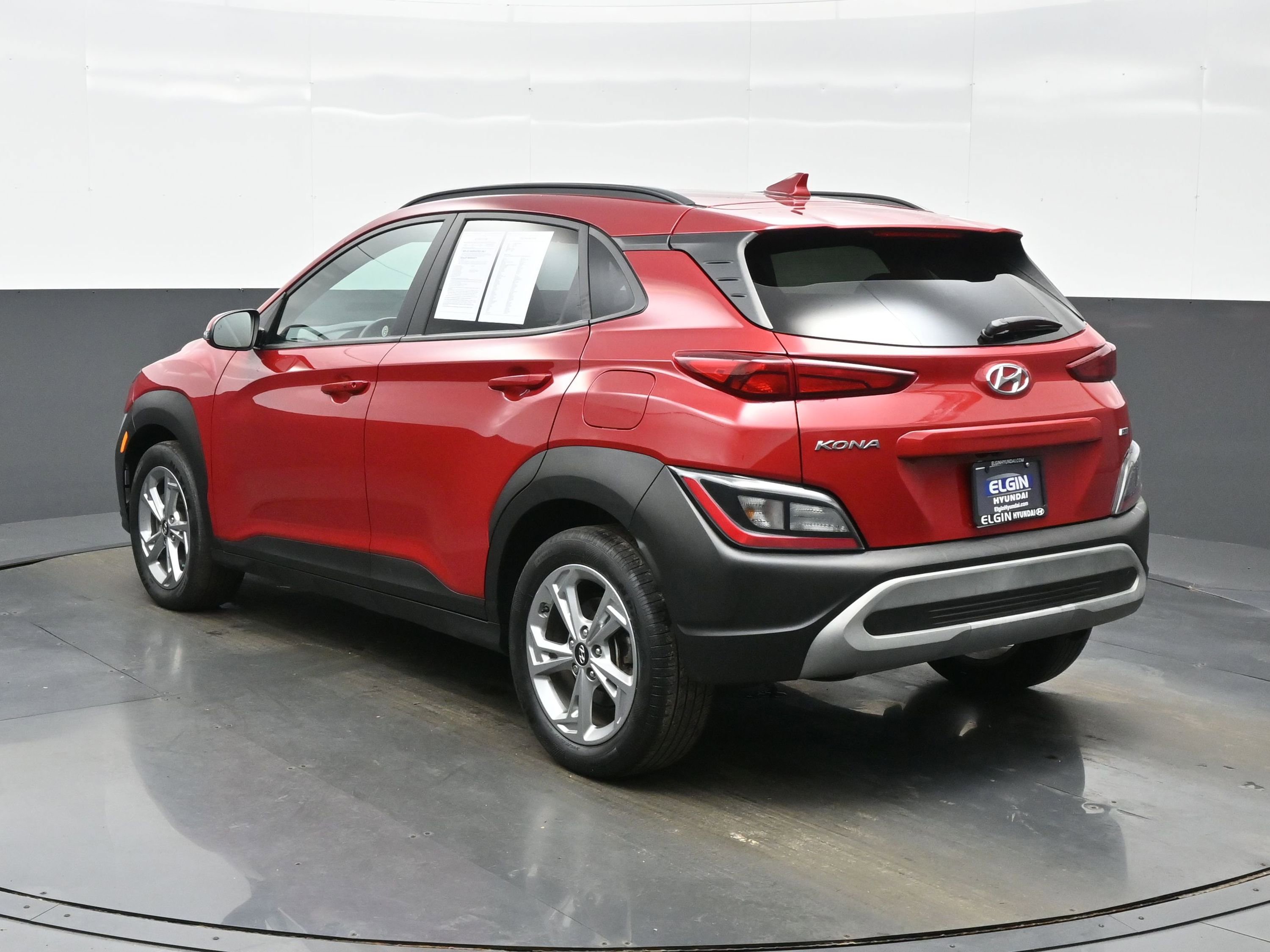 Certified 2022 Hyundai Kona SEL AWD/4WD image 4