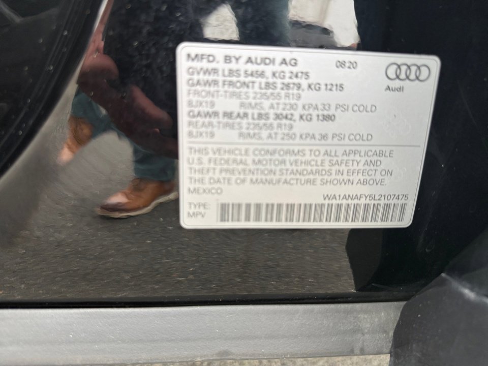 Used 2020 Audi Q5 2.0T Premium w/ Titanium Sport Package AWD/4WD image 35