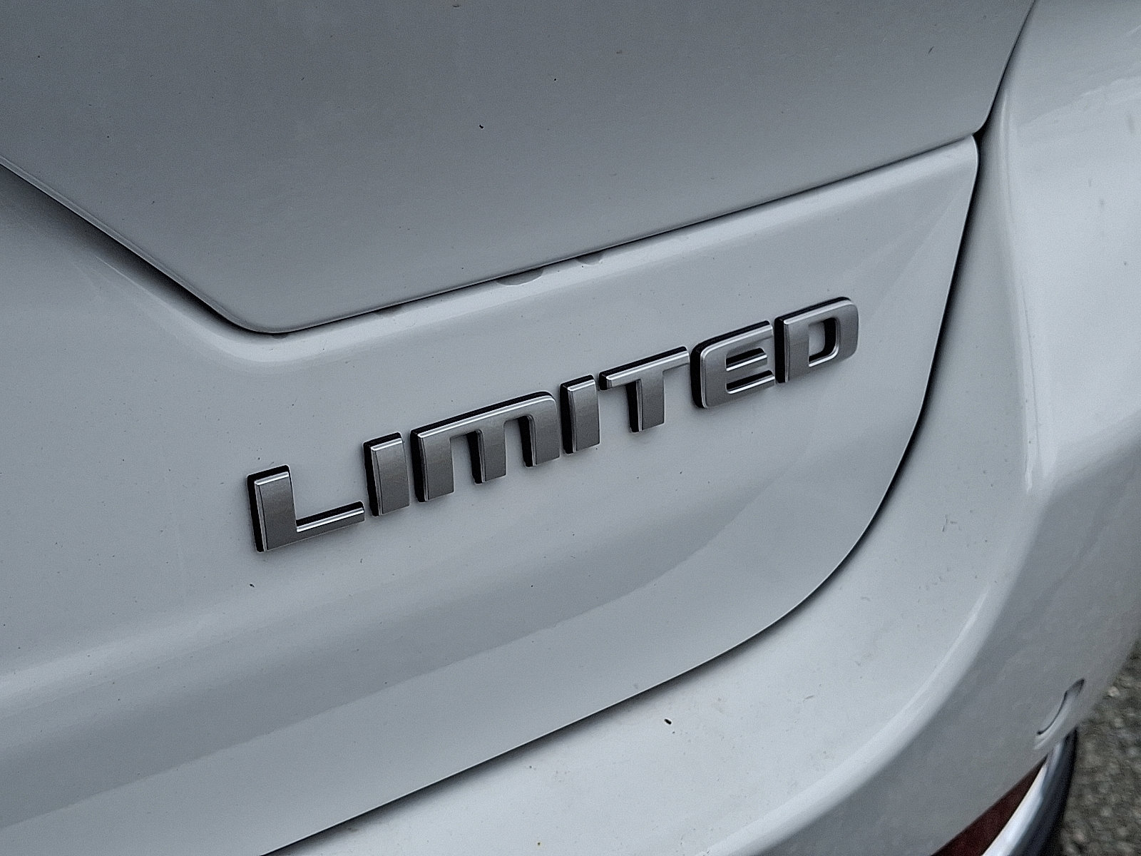 New 2025 Jeep Grand Cherokee Limited w/ Luxury Tech Group II image 6