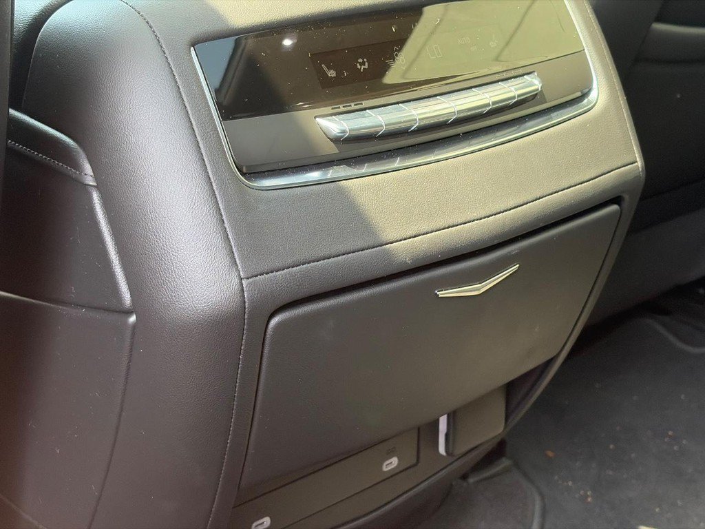 Certified 2023 Cadillac Escalade Premium Luxury AWD/4WD image 8