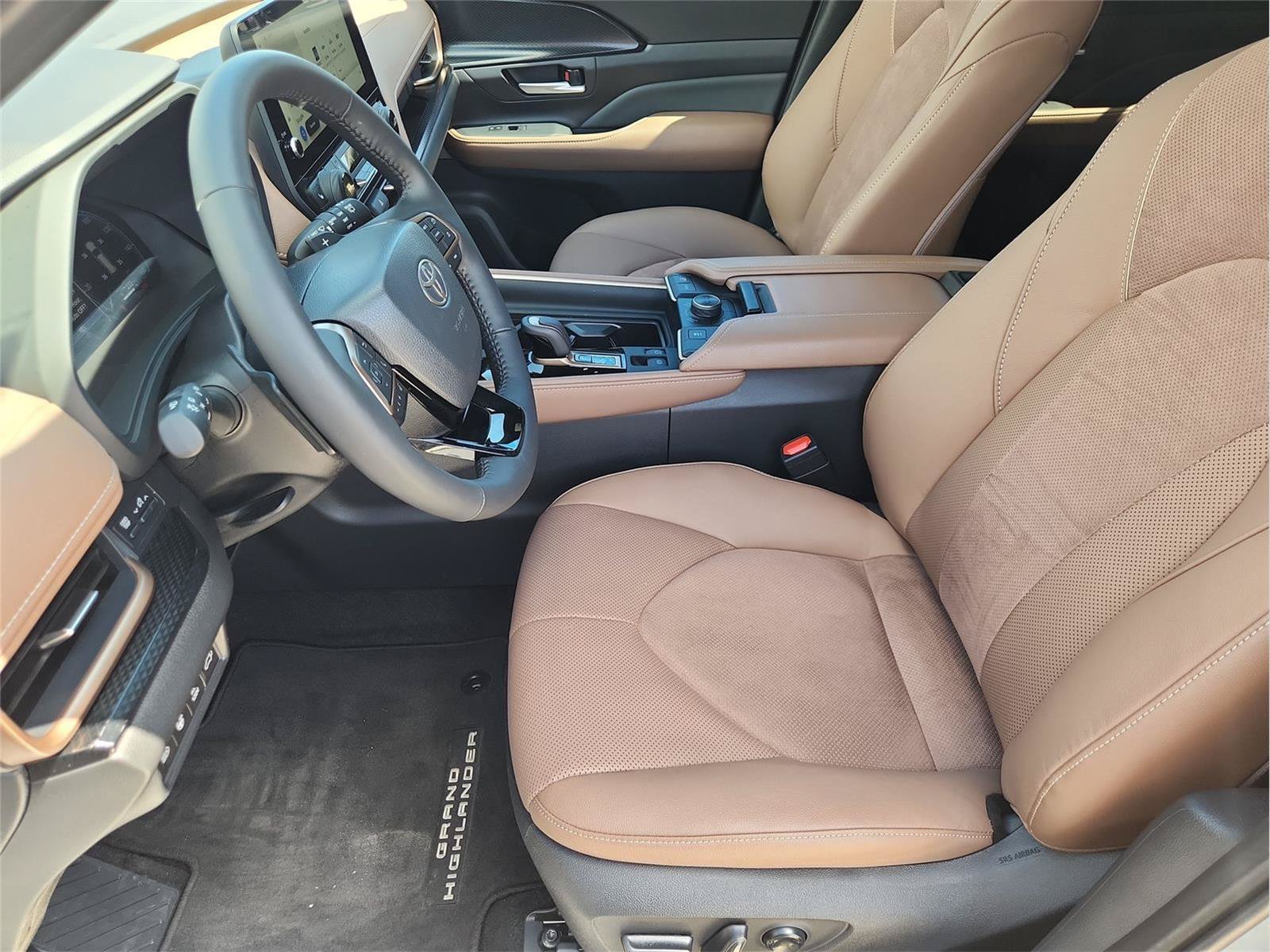 Used 2026 Toyota Grand Highlander AWD Hybrid image 19
