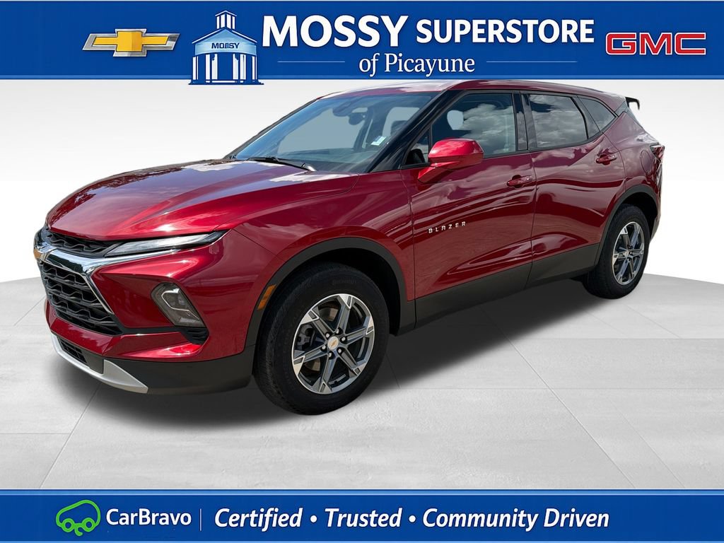 Certified 2024 Chevrolet Blazer LT FWD image 1