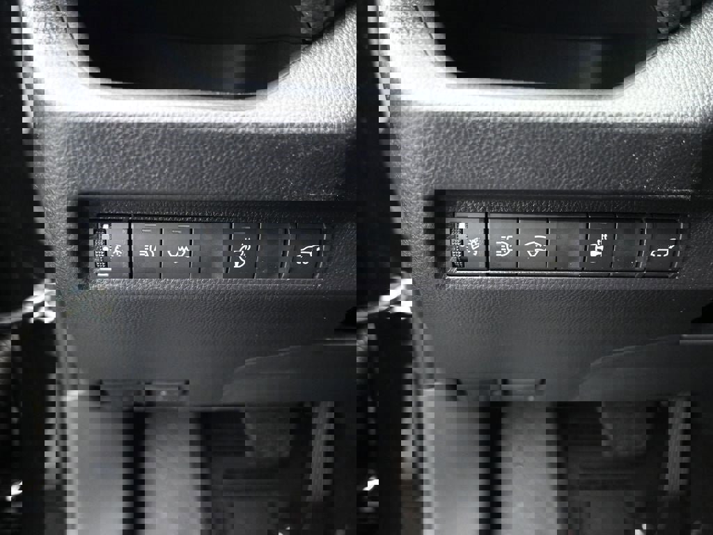 New 2025 Toyota RAV4 XLE Premium w/ Weather Package image 23