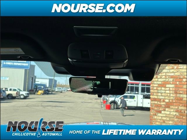 New 2025 Nissan Armada Platinum Reserve image 18