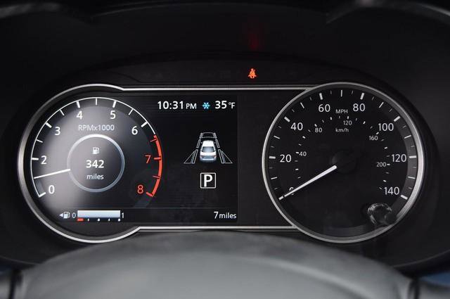 New 2025 Nissan Versa SV w/ Trunk Package image 11