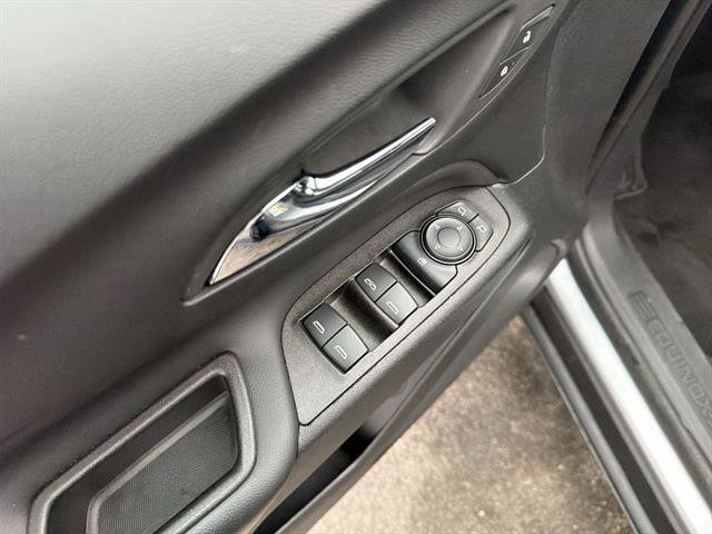 Used 2023 Chevrolet Equinox LT image 16