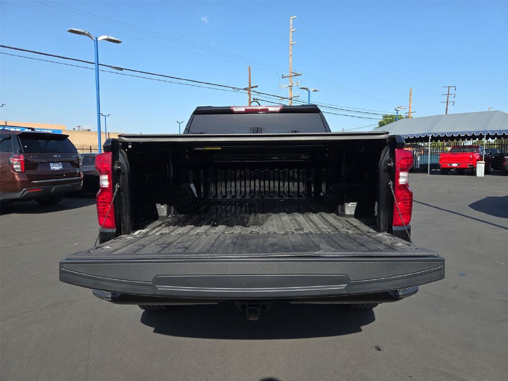 Certified 2022 Chevrolet Silverado 1500 Custom RWD image 17
