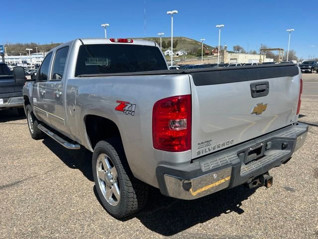 Used 2011 Chevrolet Silverado 2500 LTZ w/ LTZ Plus Package AWD/4WD image 4