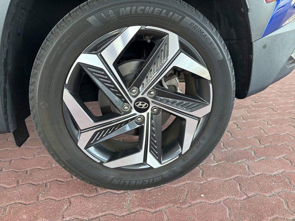 Certified 2024 Hyundai Tucson Limited AWD/4WD image 12