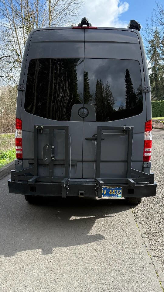 Used 2017 Mercedes-Benz Sprinter 2500 image 5