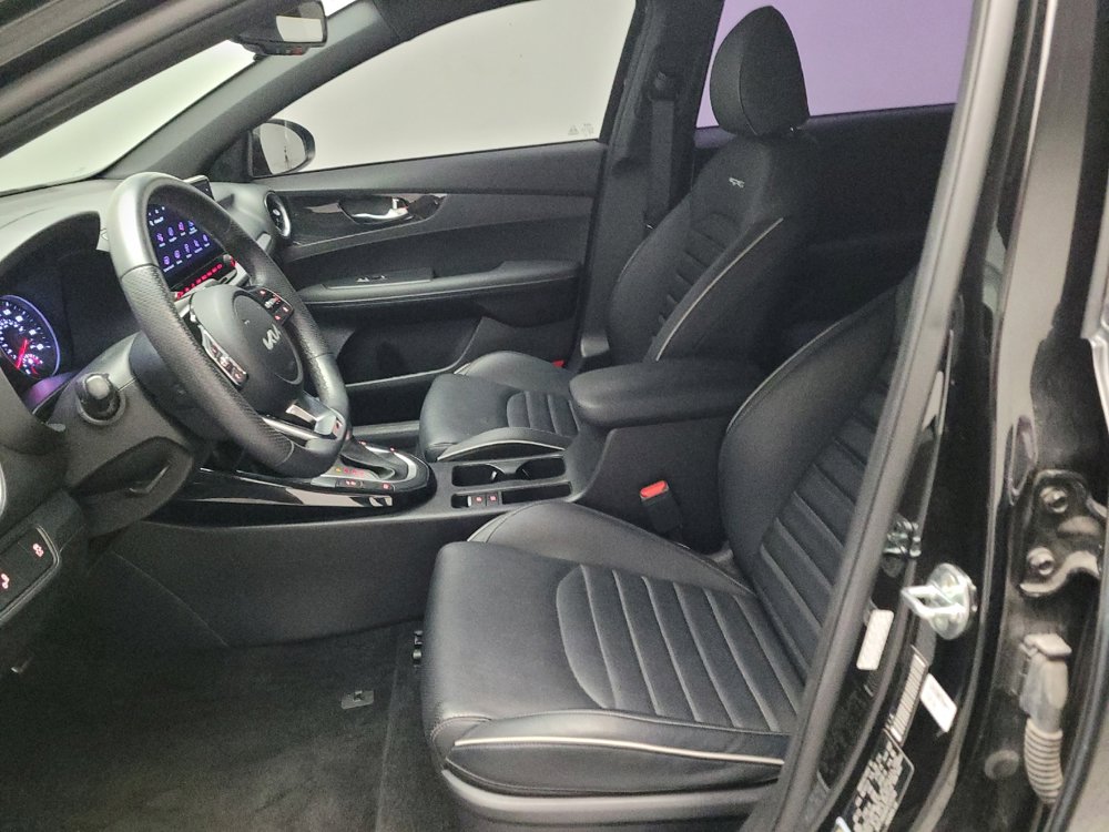 Used 2023 Kia Forte GT-Line w/ GT-Line Premium Package FWD image 17