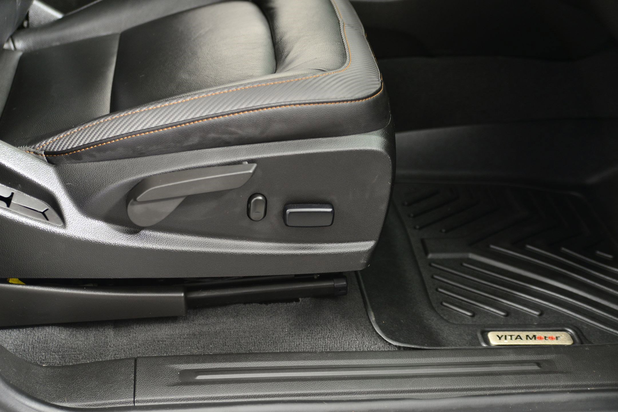 Used 2022 GMC Canyon AT4 w/ Trailering Package image 10