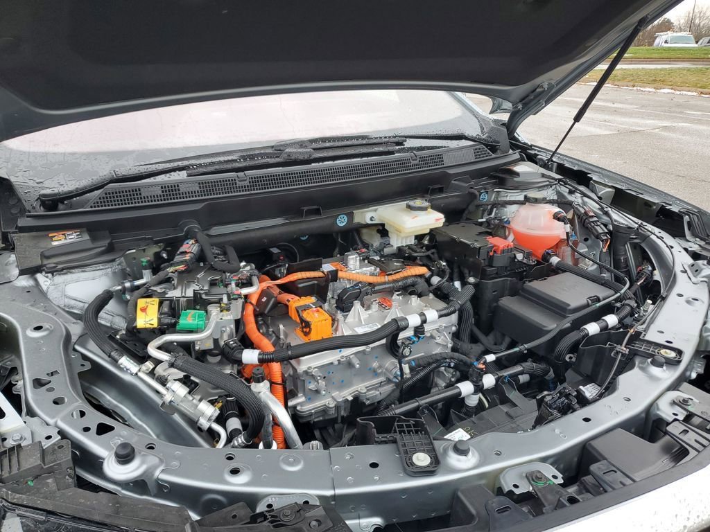 New 2026 Cadillac Optiq Luxury 1 image 33