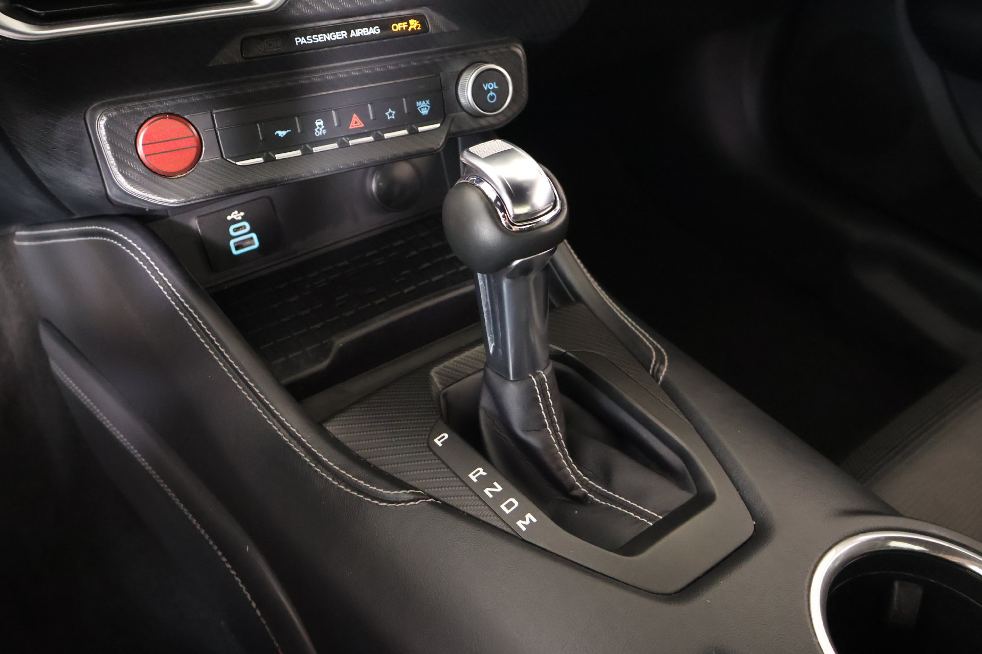 Used 2024 Ford Mustang GT Premium RWD image 9