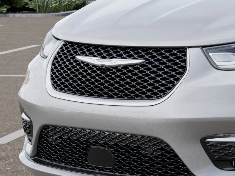New 2026 Chrysler Pacifica Pinnacle image 12