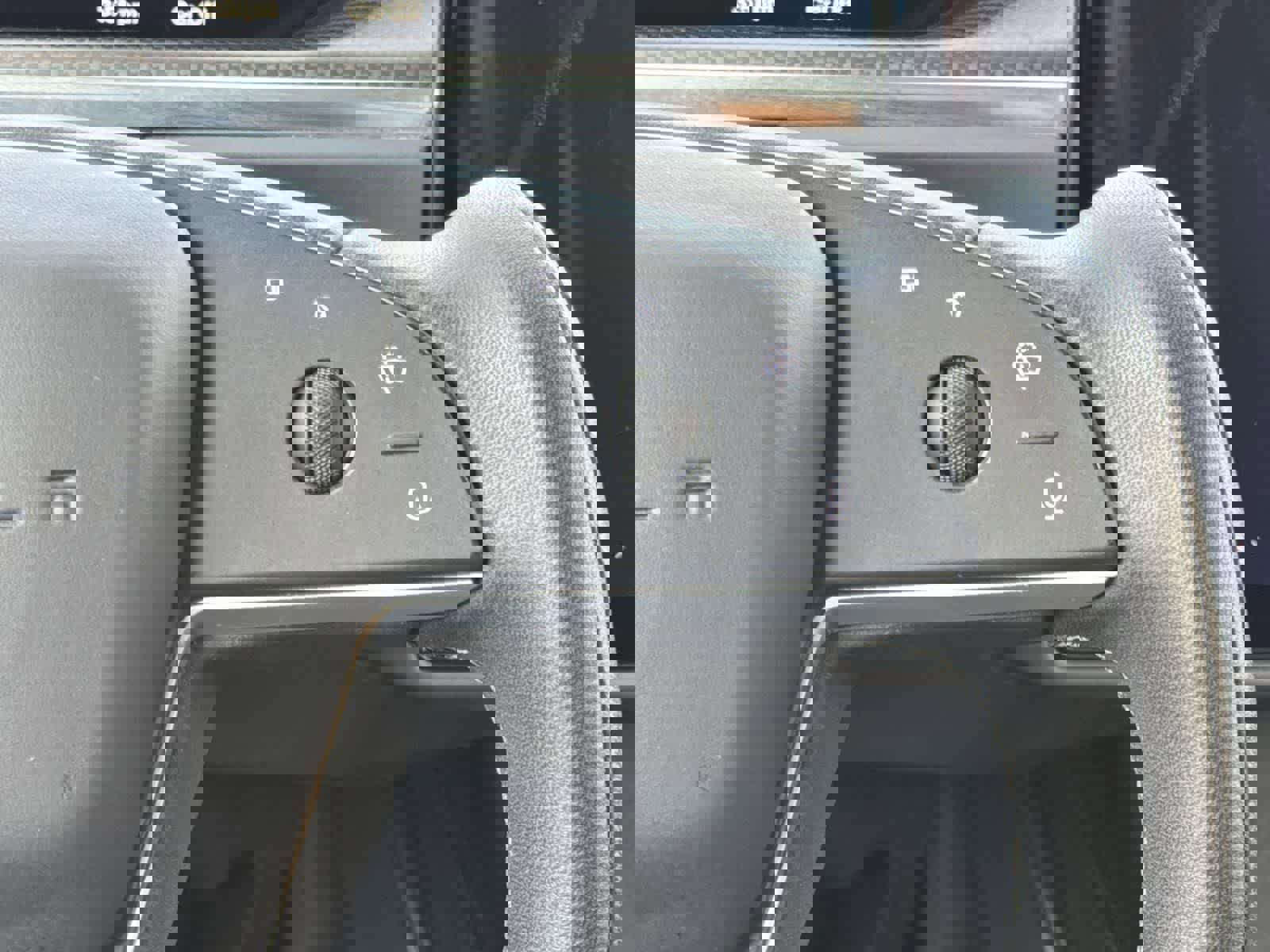 Used 2022 Tesla Model X Plaid image 15