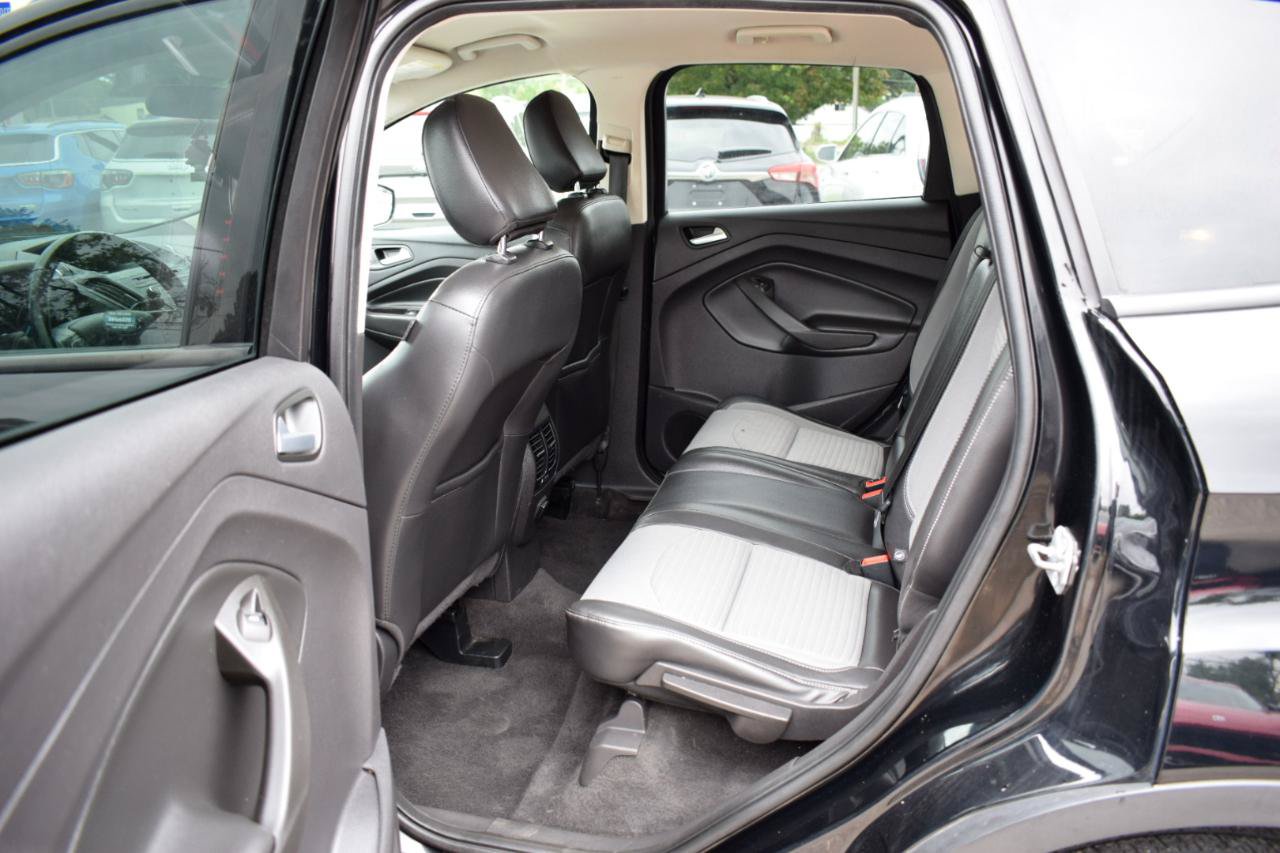 Used 2018 Ford Escape SE w/ SE Sport Appearance Package AWD/4WD image 33