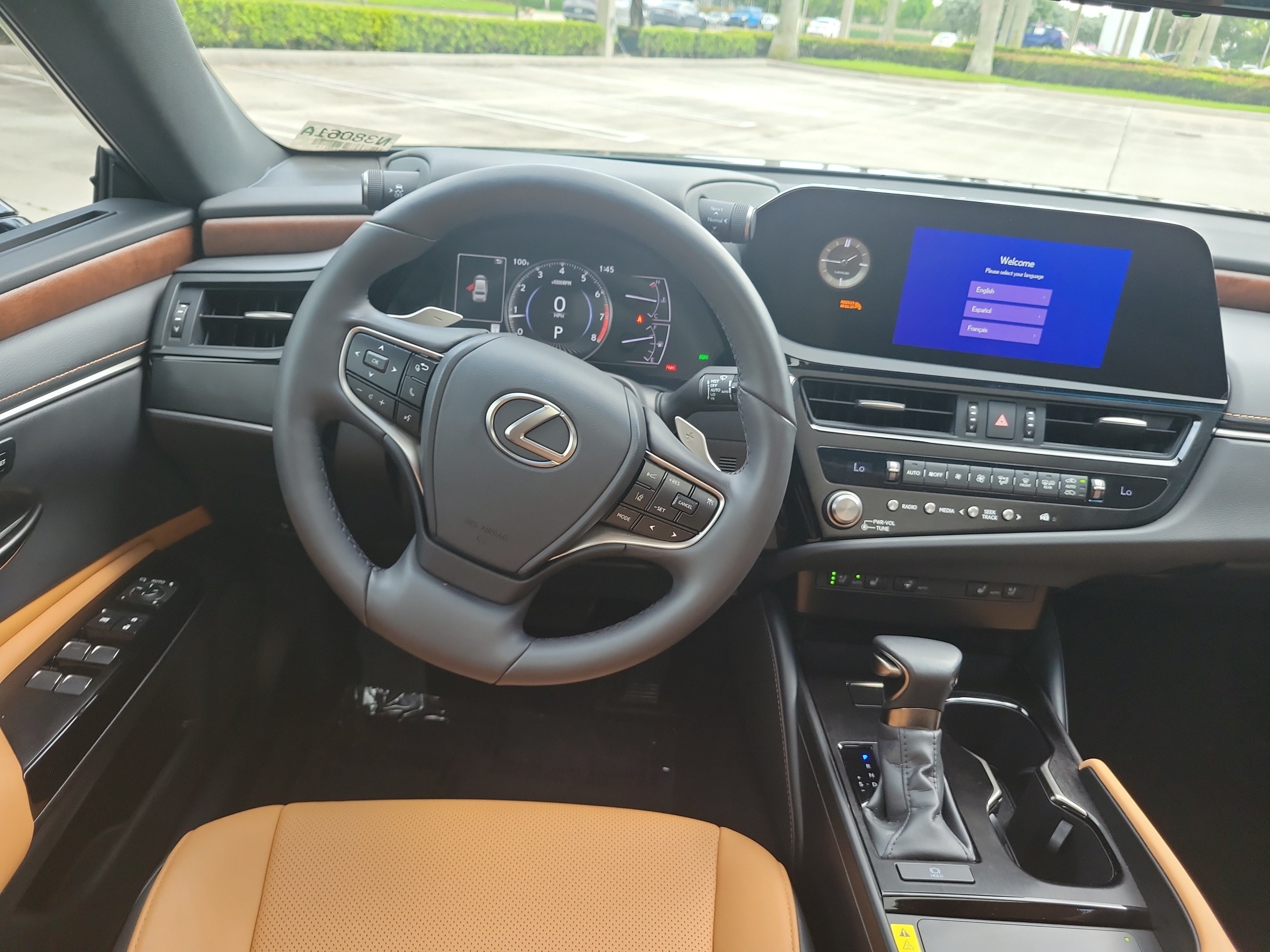Used 2024 Lexus ES 350 w/ Premium Package FWD image 18
