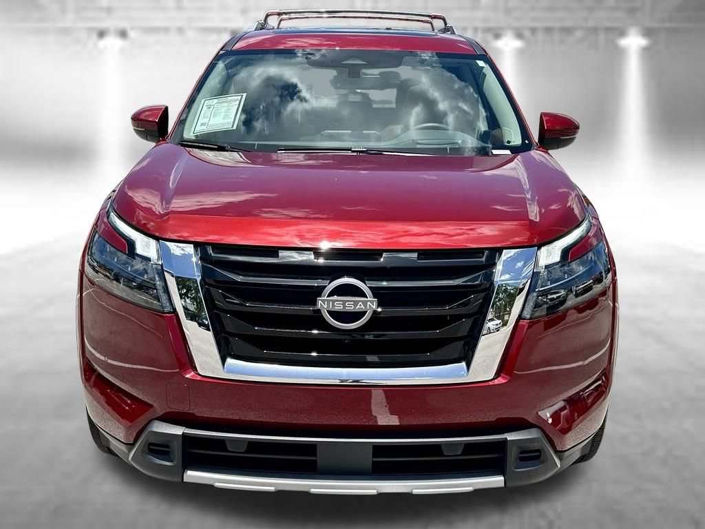 Certified 2025 Nissan Pathfinder Platinum w/ Cargo Package FWD image 2