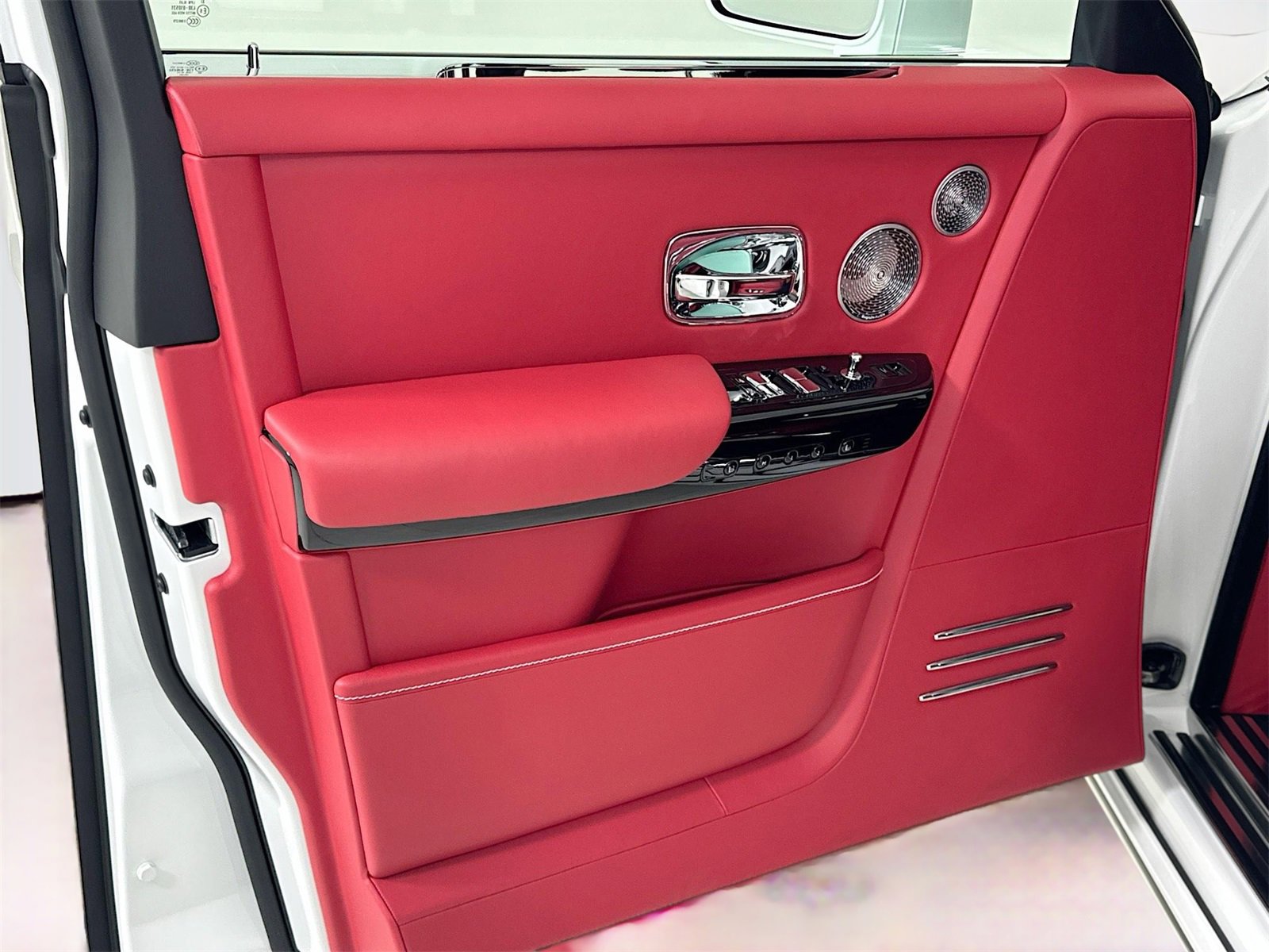 Certified 2024 Rolls-Royce Phantom Extended Wheelbase image 16