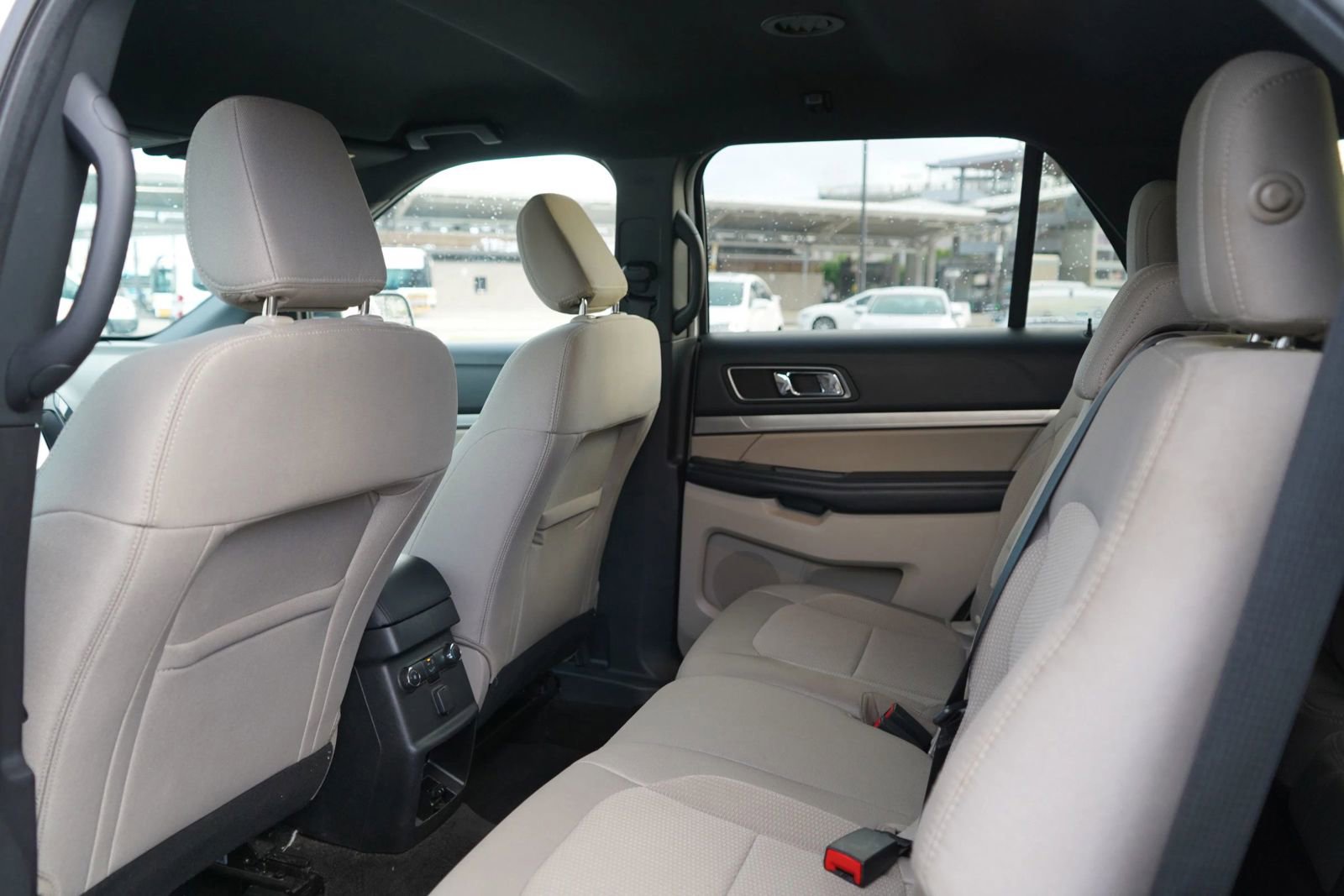 Used 2018 Ford Explorer XLT w/ Equipment Group 201A image 16