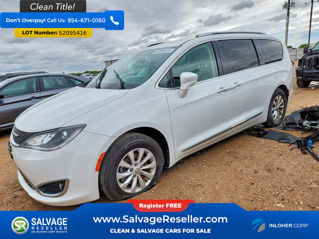 Used 2019 Chrysler Pacifica Touring-L FWD image 1