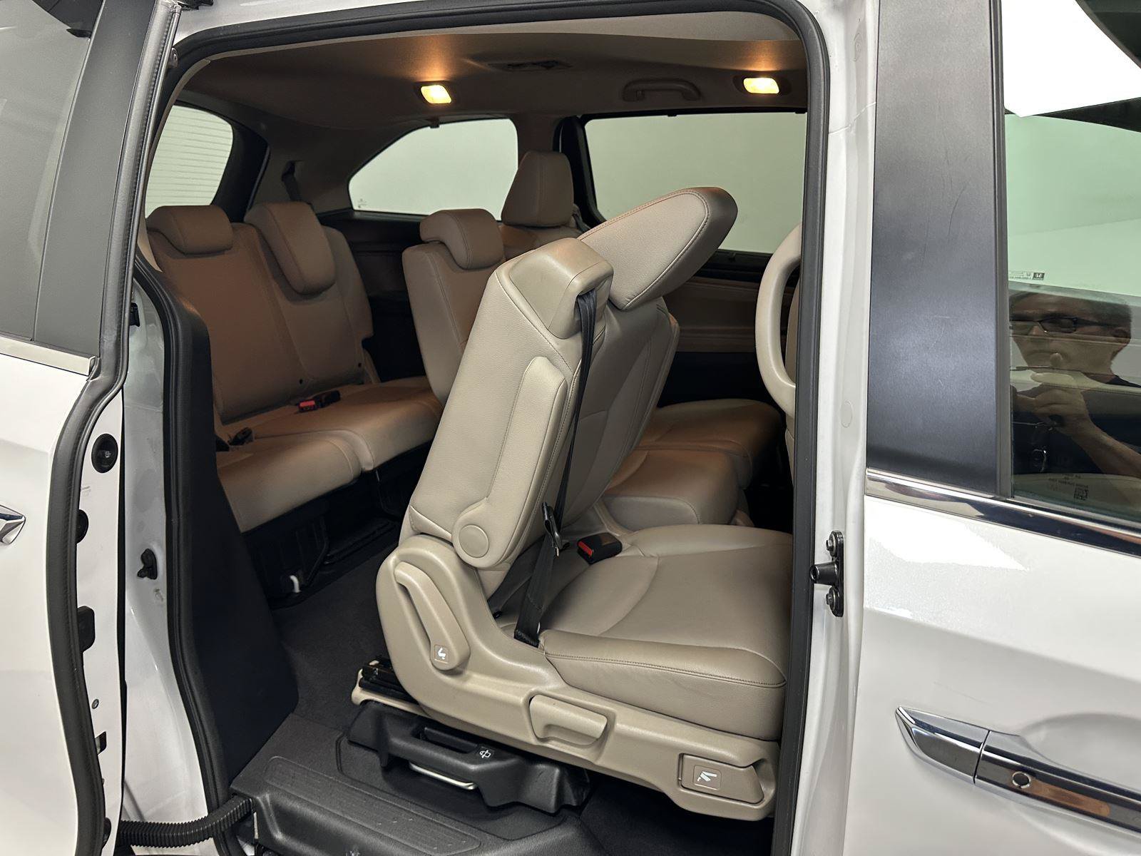 Used 2024 Honda Odyssey EX-L image 33