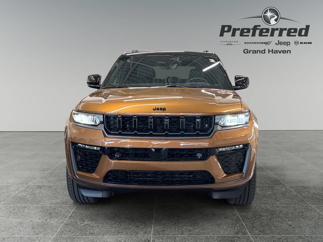 New 2026 Jeep Grand Cherokee Summit AWD/4WD image 13