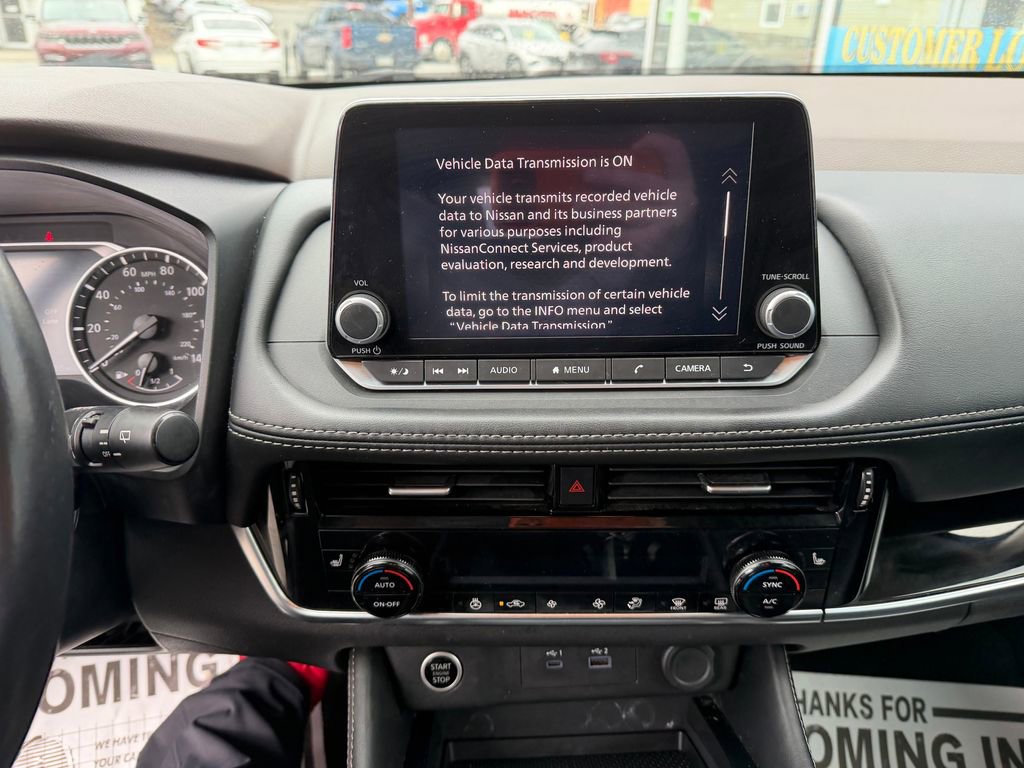 Used 2023 Nissan Rogue SL image 17