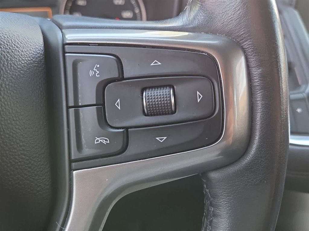 Used 2023 Chevrolet Suburban LS AWD/4WD image 31
