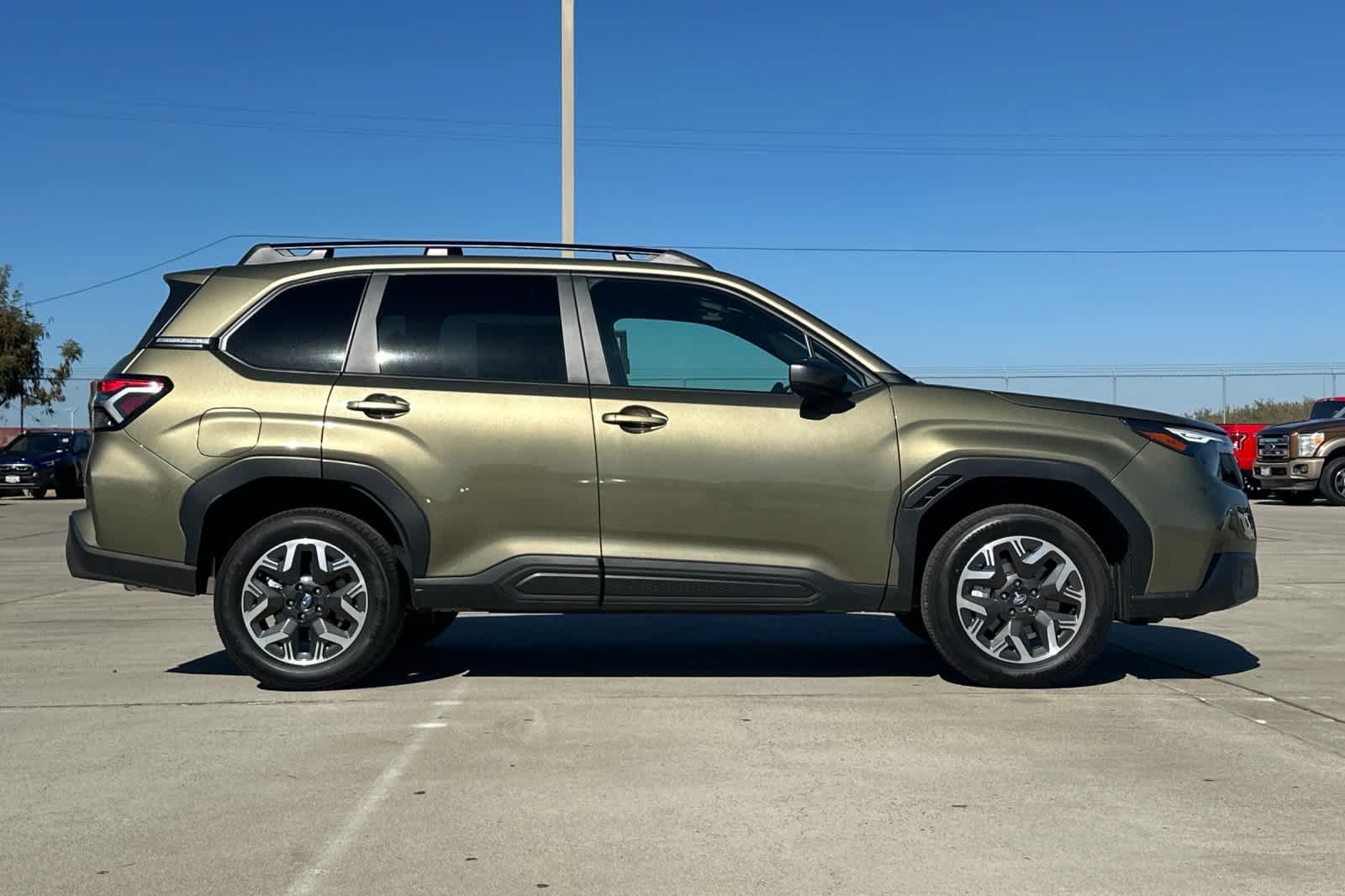 New 2026 Subaru Forester Premium AWD/4WD image 2