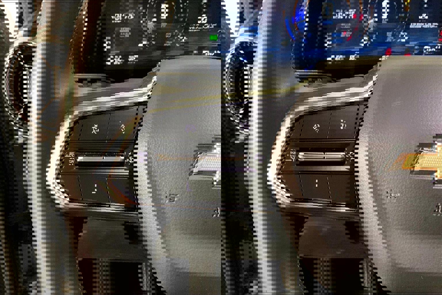 Used 2025 Chevrolet Equinox LT image 18