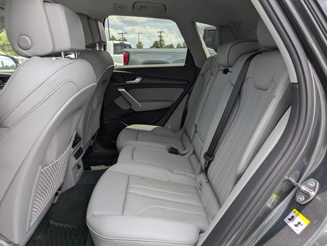 Used 2022 Audi Q5 e Premium AWD/4WD image 15