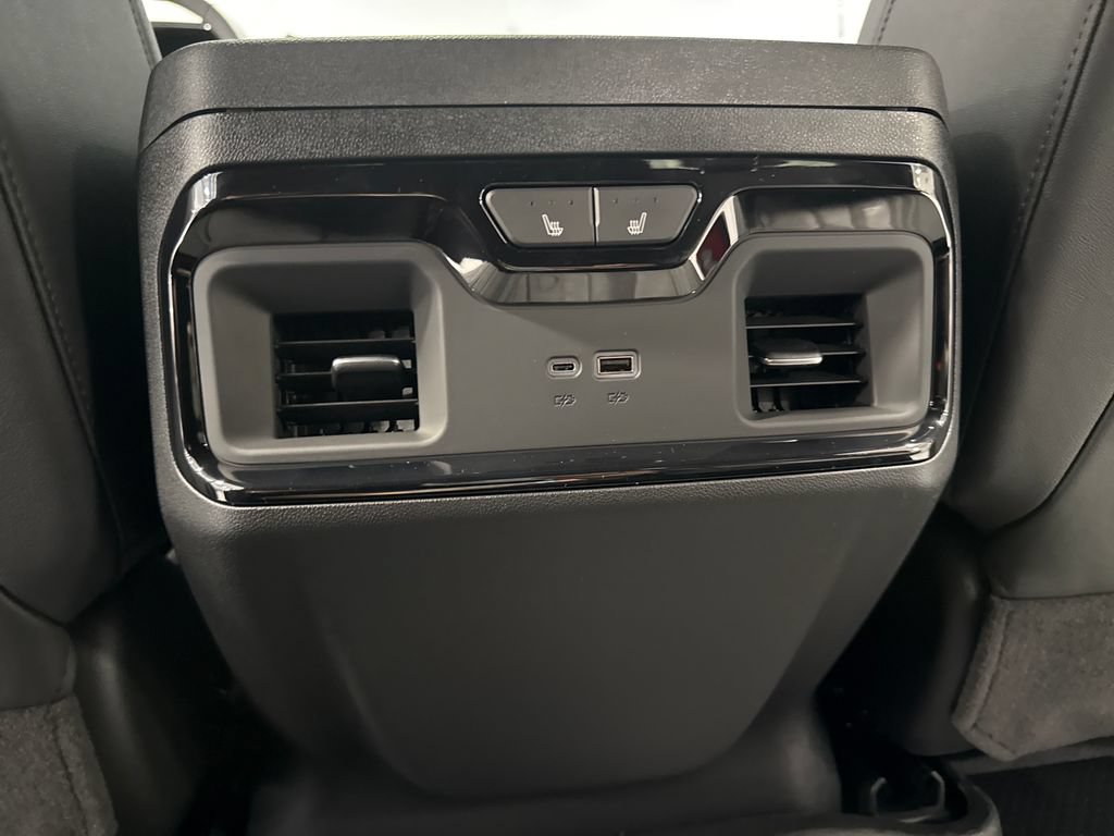 New 2026 Chevrolet Silverado 2500 ZR2 AWD/4WD image 47