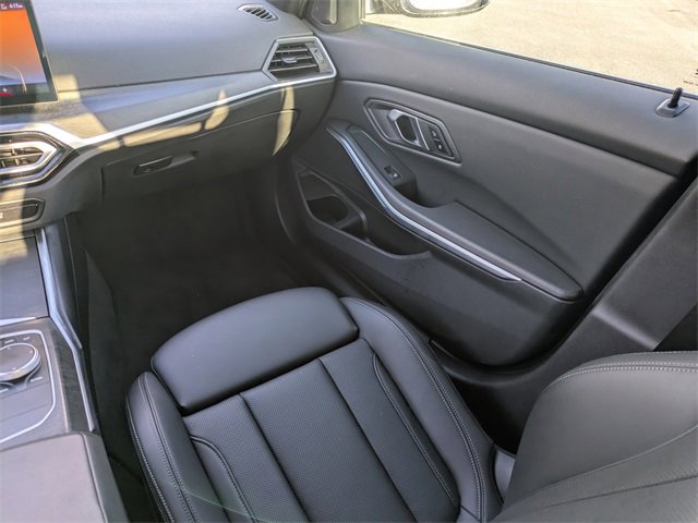 Used 2024 BMW 330e xDrive image 15