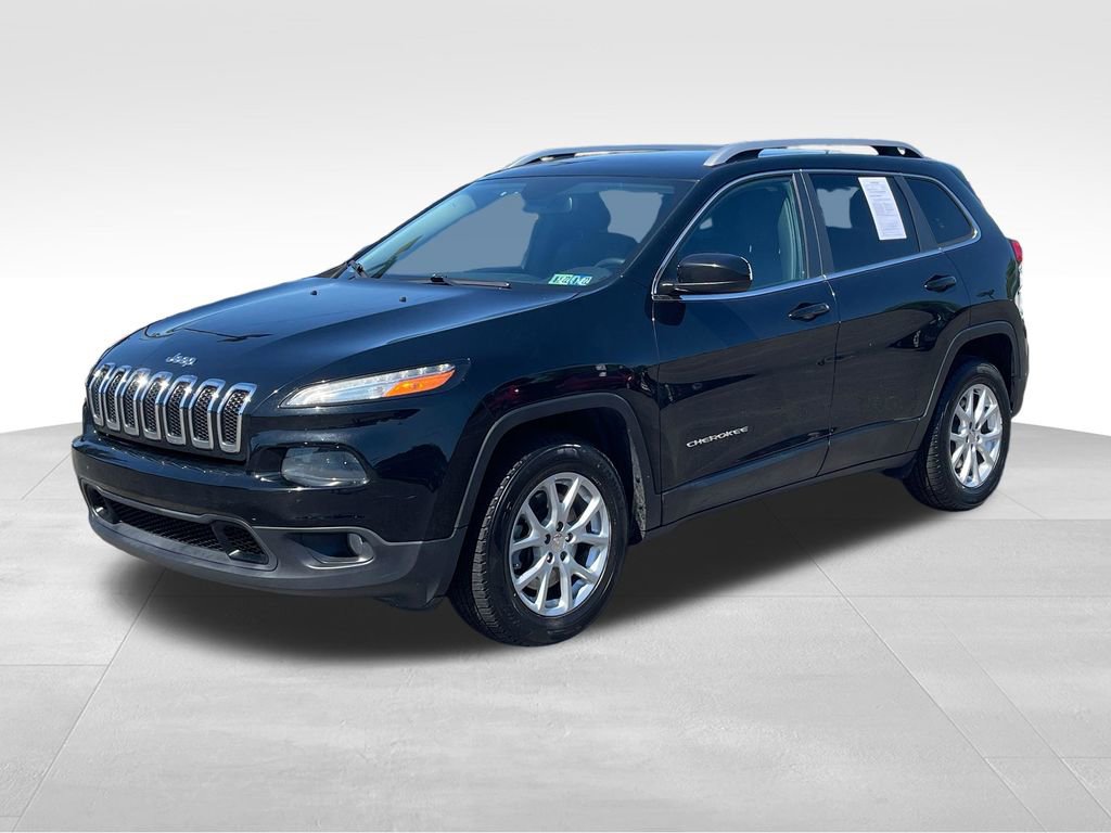Used 2018 Jeep Cherokee Latitude Plus AWD/4WD image 4