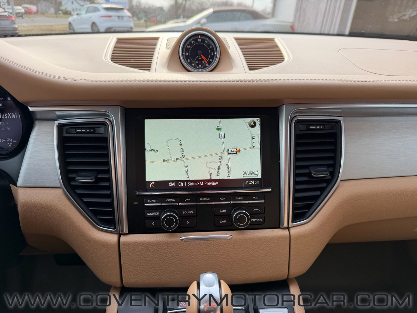 Used 2015 Porsche Macan Turbo image 18