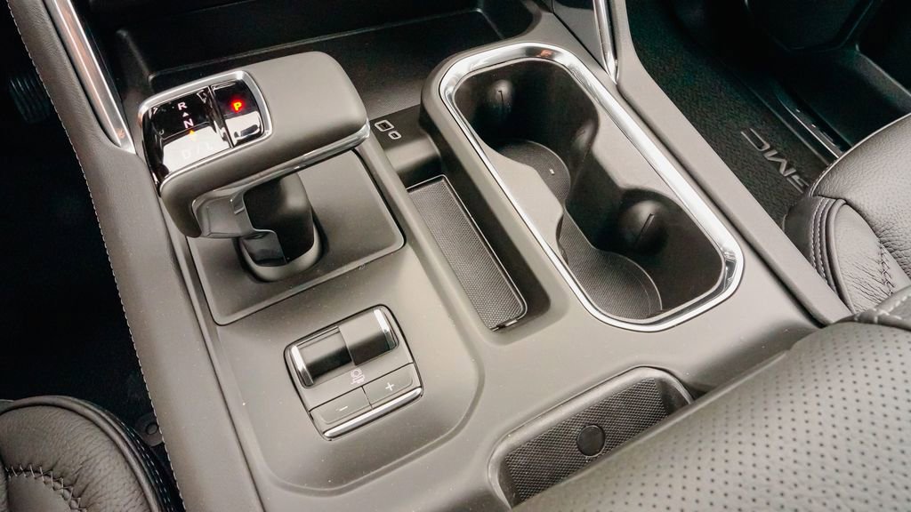 New 2026 GMC Sierra 1500 Denali AWD/4WD image 17