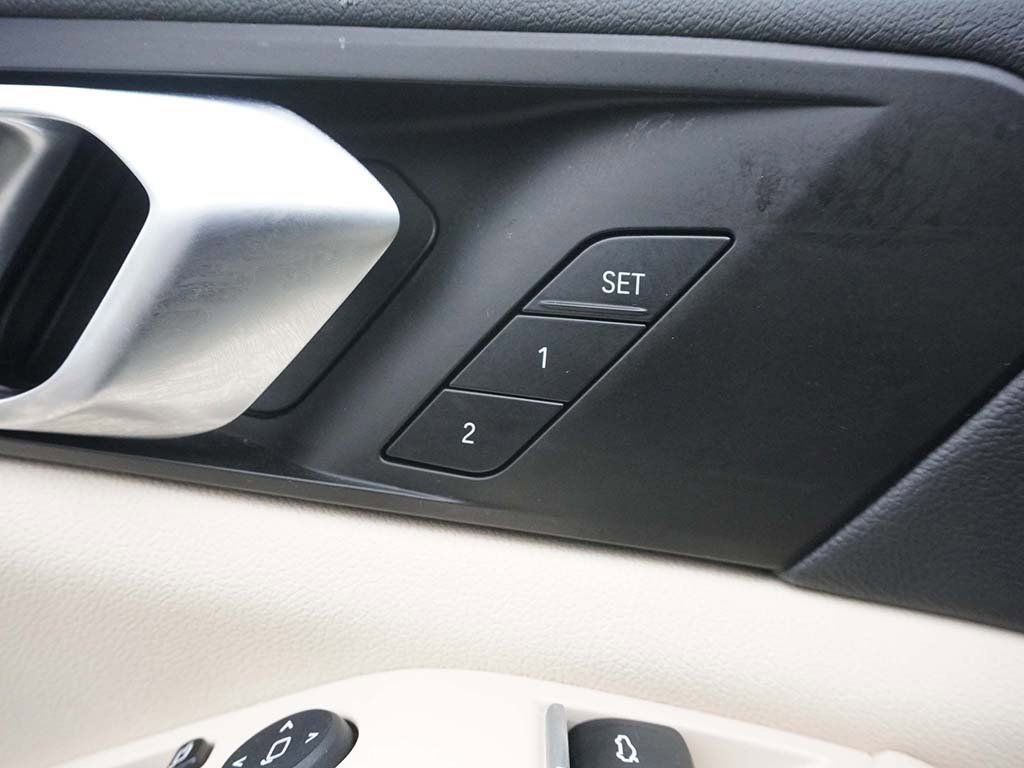 Used 2022 BMW X5 xDrive40i w/ Premium Package AWD/4WD image 46