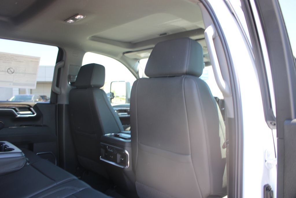 New 2026 Chevrolet Silverado 2500 LTZ w/ LTZ Plus Package AWD/4WD image 36