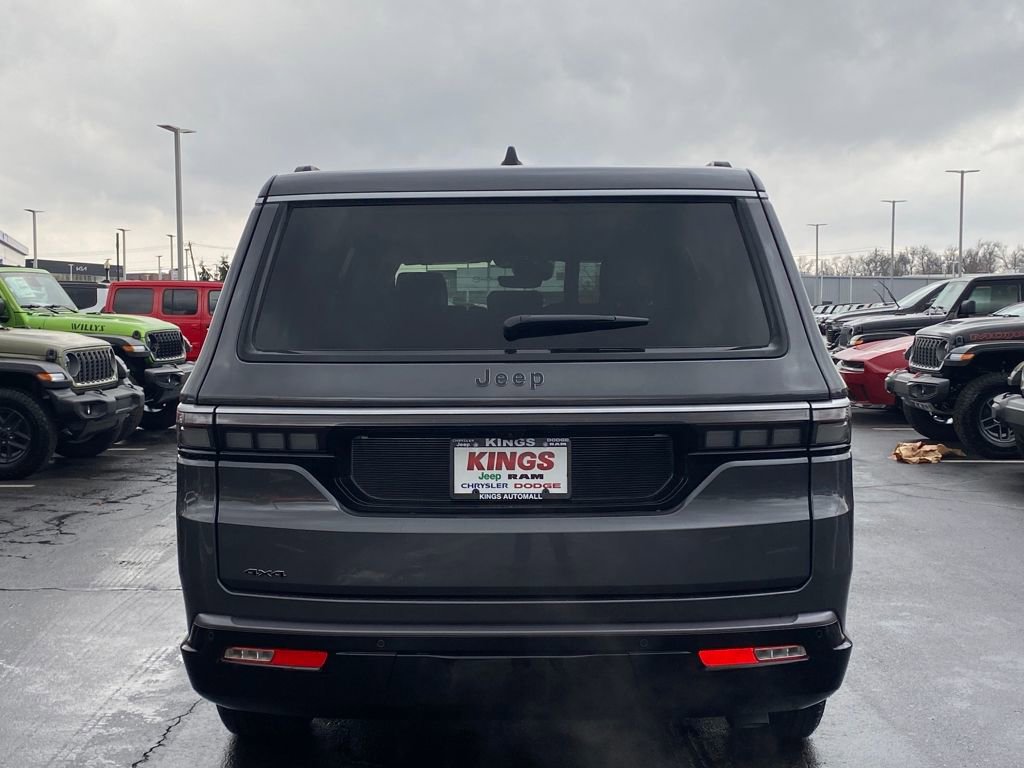 New 2026 Jeep Grand Wagoneer L 4WD w/ HD Trailer Tow Package image 6