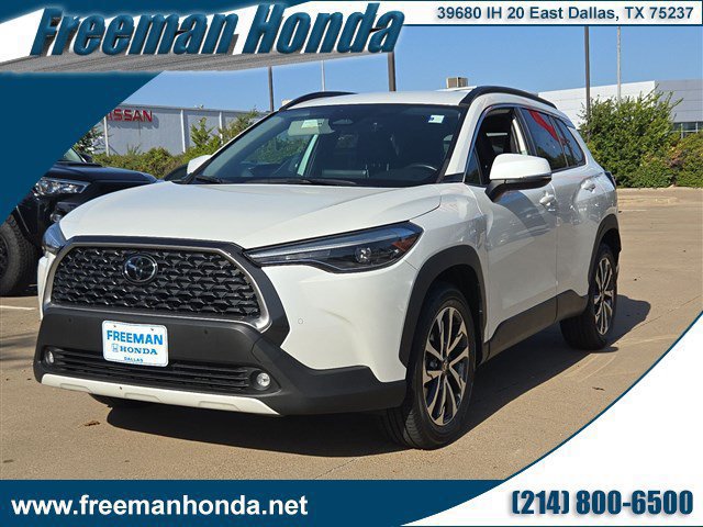 Used 2023 Toyota Corolla Cross XLE AWD/4WD image 1