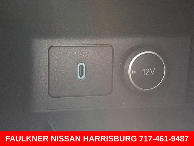 Used 2020 Ford Escape Titanium AWD/4WD image 25