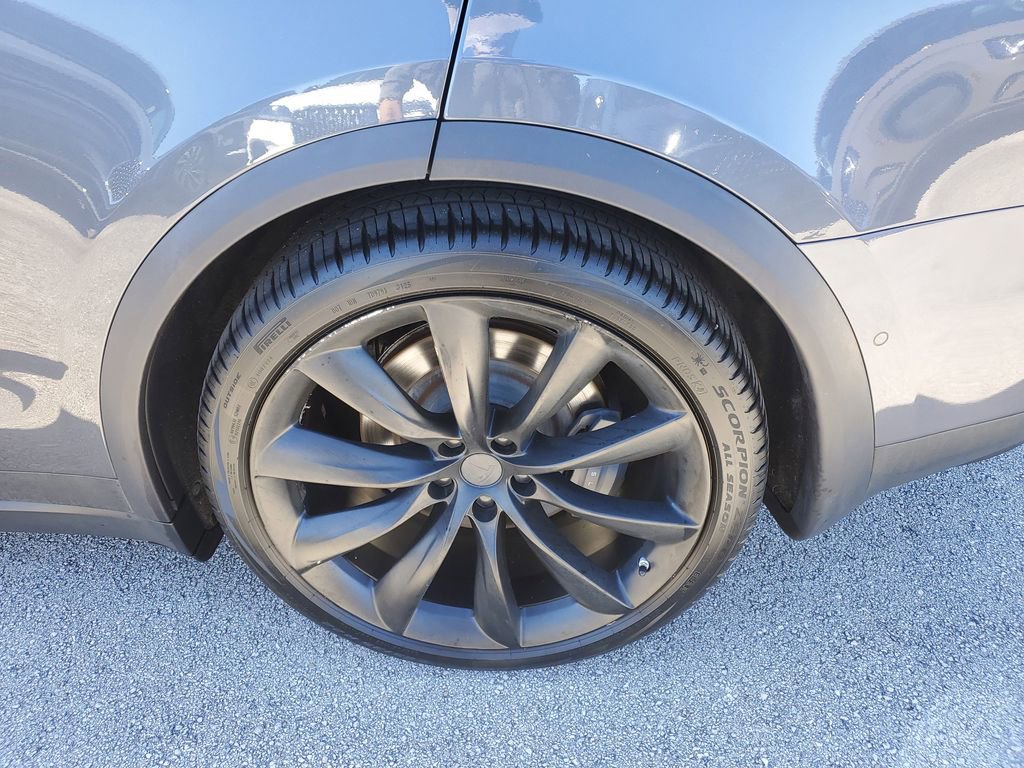 Used 2020 Tesla Model X Long Range image 8