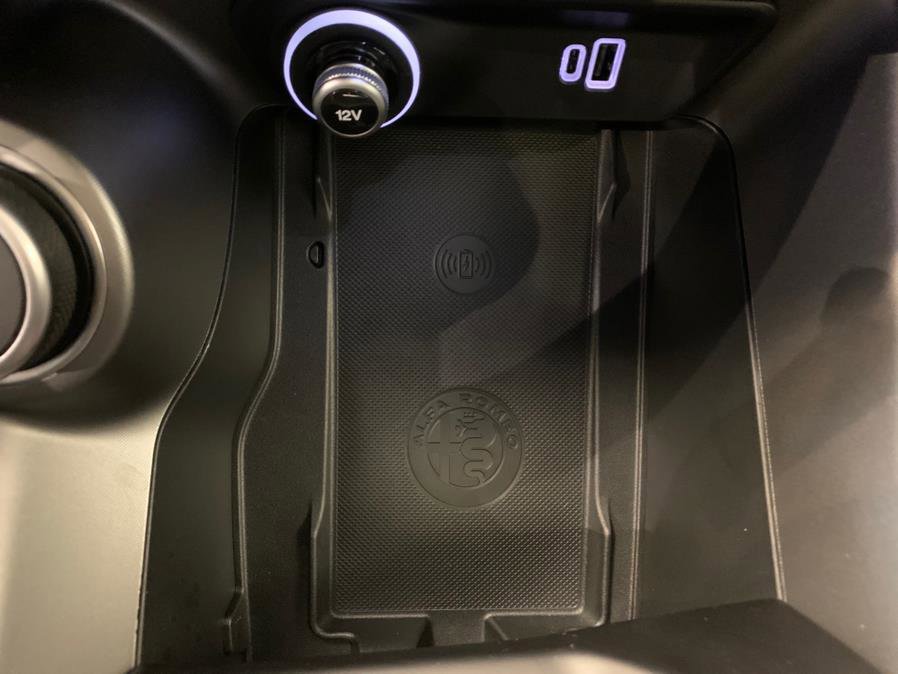 Used 2024 Alfa Romeo Tonale Ti image 44